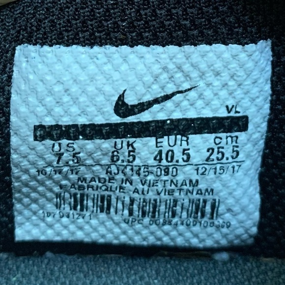 Nike Hypervenom Cleats - Picture 6 of 6